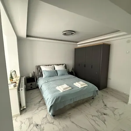 Hall Deluxe * Krajowa